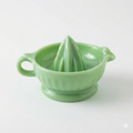 Tablecraft Juicer with Handle, 8.375" x 6.125" x 2.375", Green