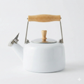 Chantal SVEN Enamel on Steel Whistling Teakettle with Natural Wood handle, 1.4 quarts (White)
