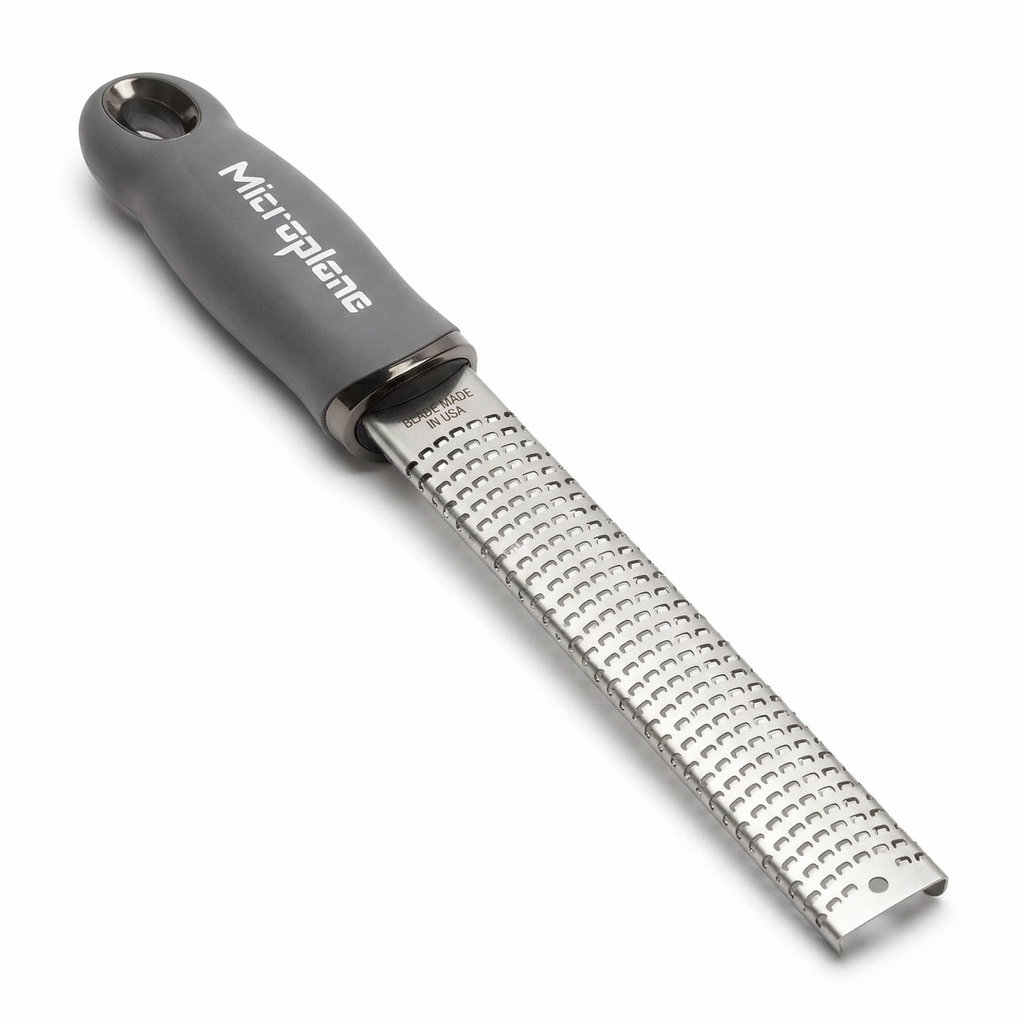 Microplane Premium Classic Series Zester 18/8, Black - Lemon Zester & Cheese Grater & Vegetable Grater - Citrus, Parmesan Cheese, Garlic, Ginger, Nutmeg, Chocolate - Stainless Steel Grater