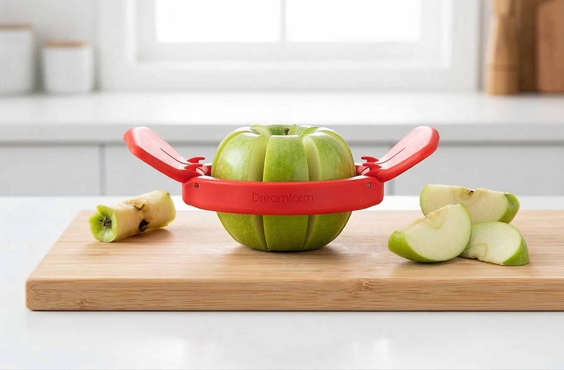 Dreamfarm Flapple Fold-Flat, Space-Saving Apple Corer & 8-Piece Apple Slicer - Red