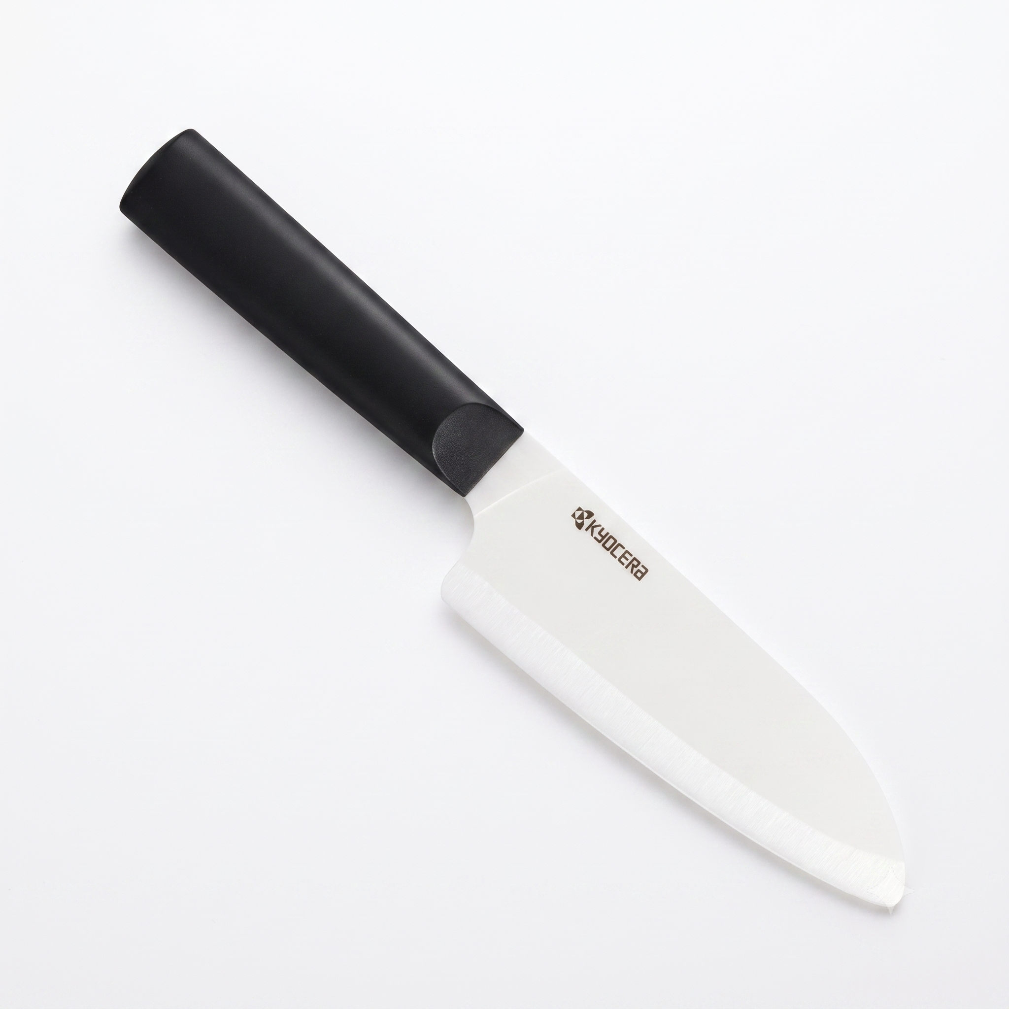 Kyocera INNOVATIONwhite 5.5" Ceramic Santoku Knife - White Z212 Blade with Non-Slip Black Handle